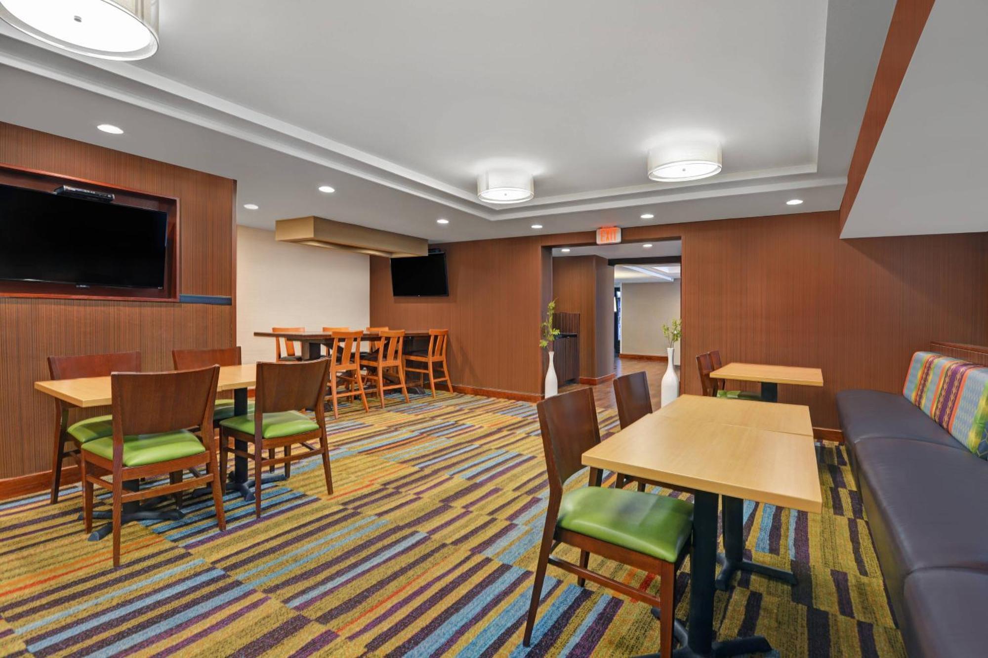 Fairfield By Marriott Inn & Suites Wallingford New Haven Eksteriør billede