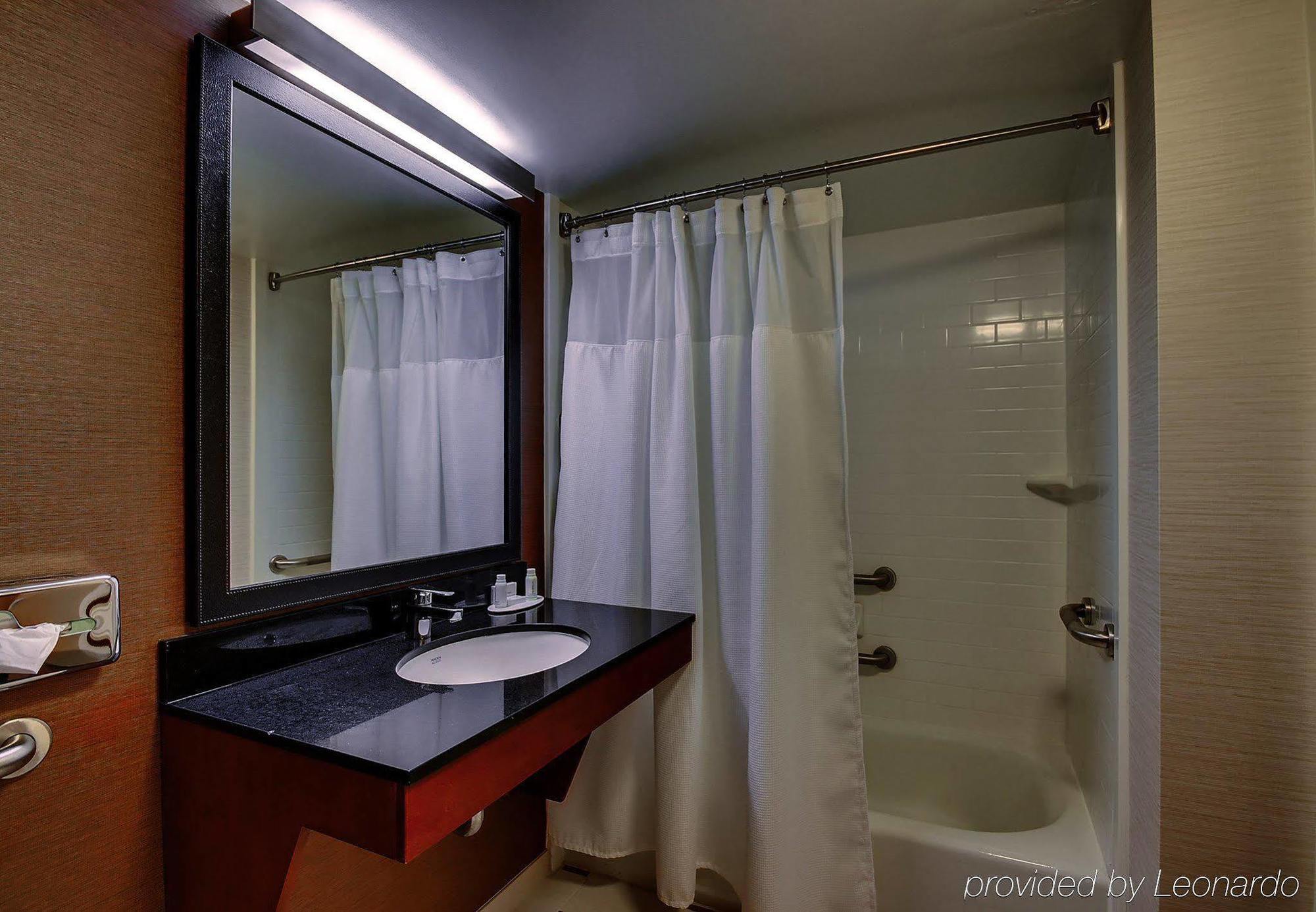 Fairfield By Marriott Inn & Suites Wallingford New Haven Eksteriør billede